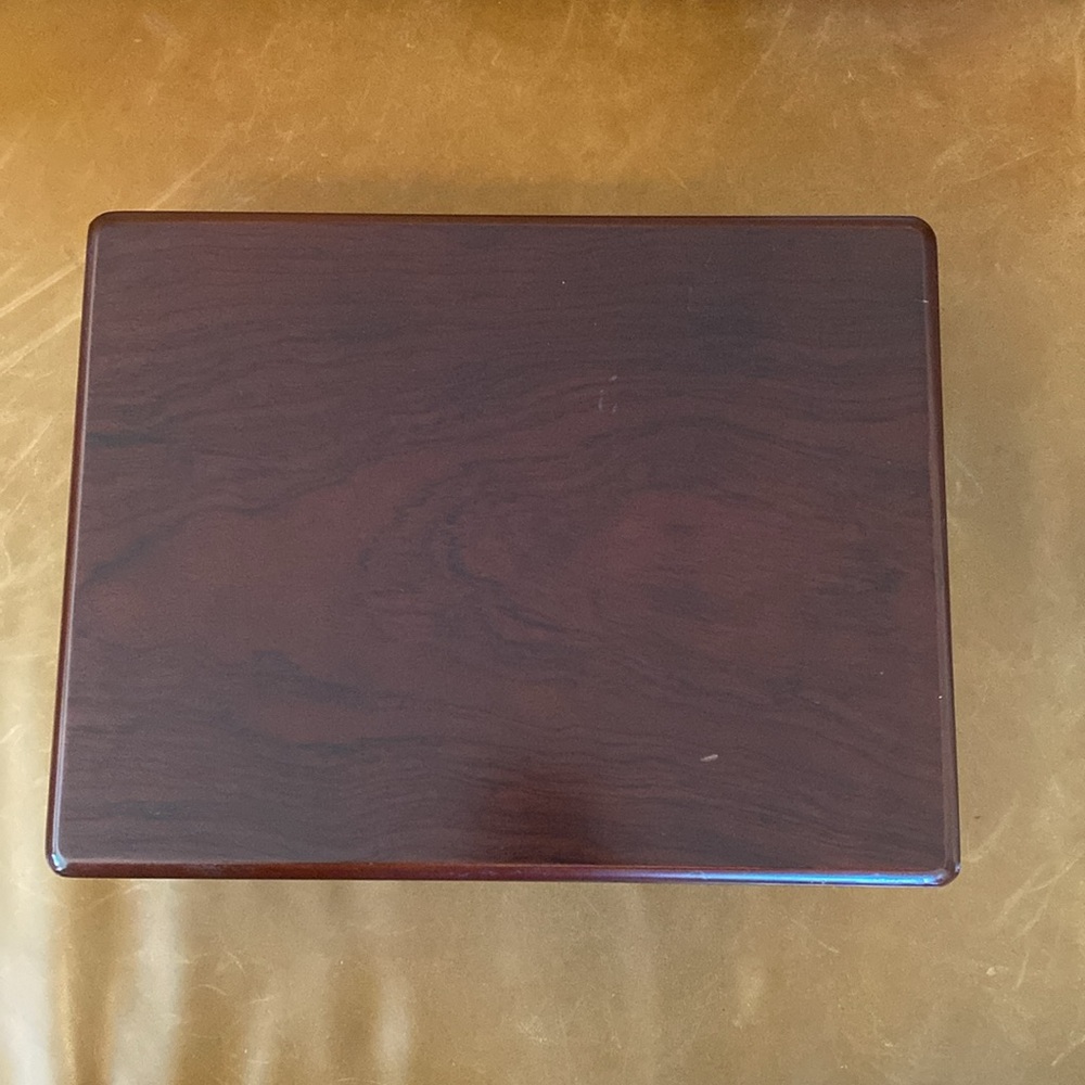 Cigar Humidor - Picture 6 of 16